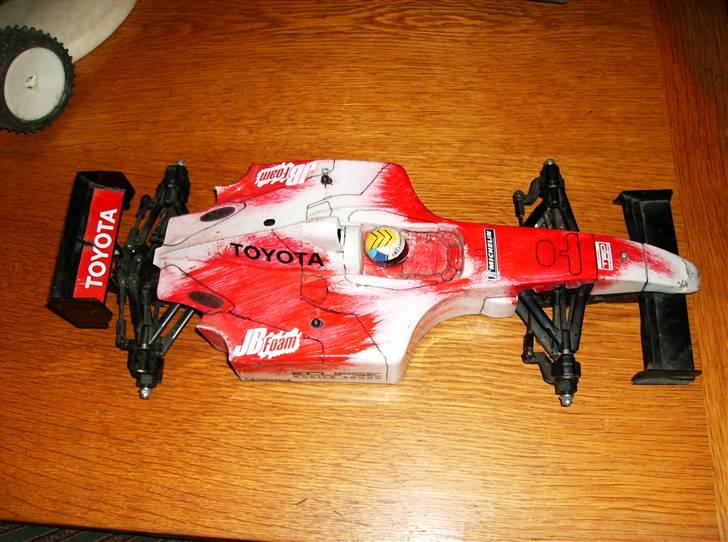 Bil tamiya formel 1 - toyota replika billede 4
