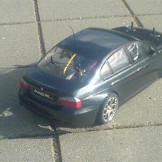 Bil HBX BMW 320si ( SILLE! )