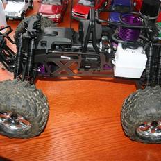 Off-Roader HPI Savage X 4.6 