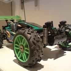 Buggy tamiya nitro force byttet