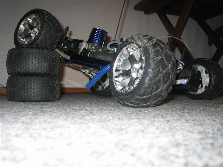 Off-Roader InfernoTR15 Stadium  billede 11