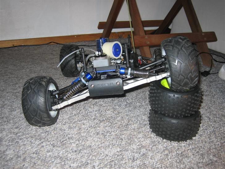 Off-Roader InfernoTR15 Stadium  billede 12