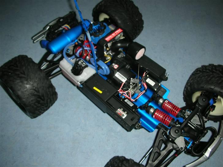 Off-Roader Traxxas Revo 3,3 billede 3