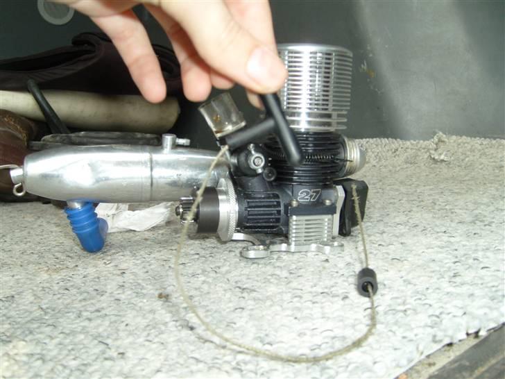 Truck  savage custom "til salg" - motoern som i kan se er den i stykker  billede 6