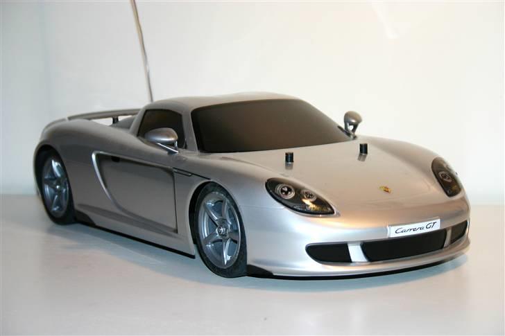 Bil TT-01 - Det originale karrosse der fulgte med til den. Bestemt ikke noget drift over det men et nyt drift karrosse er på vej. billede 2