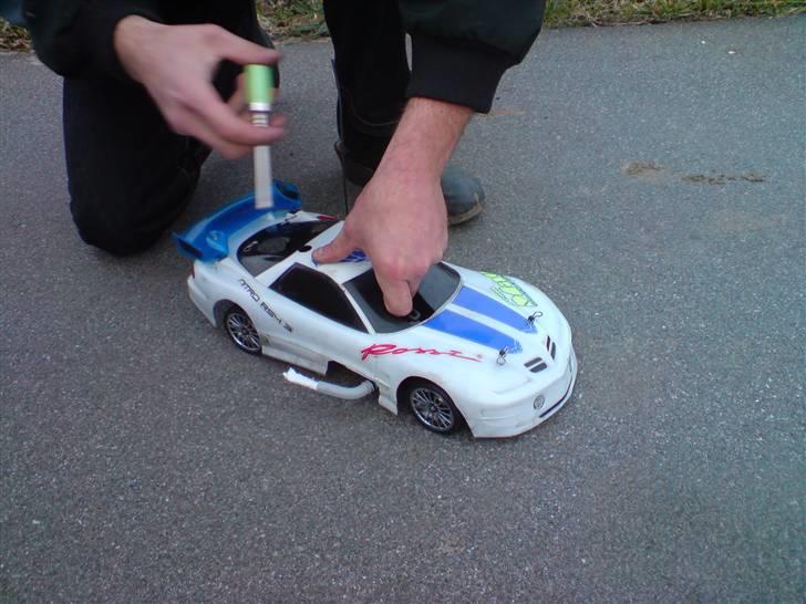 Bil ((byttet)) Nitro RACE    billede 7