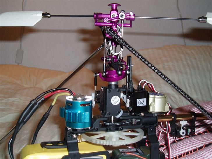 Helikopter honey bee king v2 billede 2