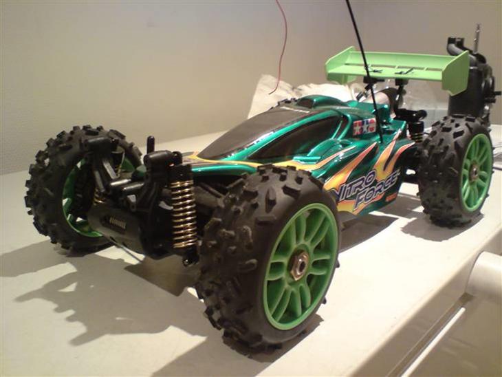 {{currentPhoto.altText}} billede {{currentPhoto.number}}