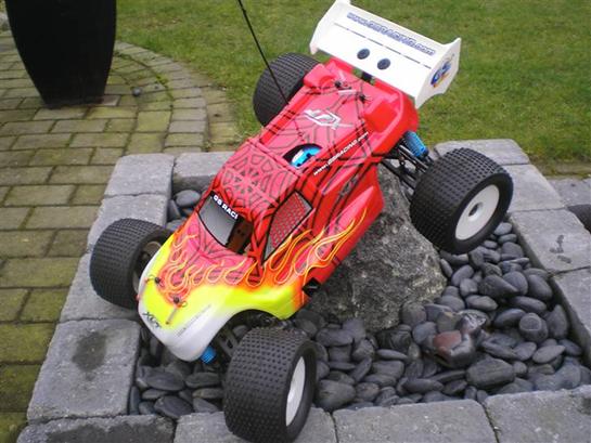 {{currentPhoto.altText}} billede {{currentPhoto.number}}