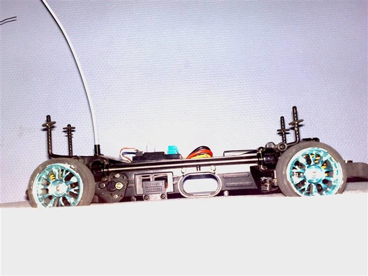 Bil HBX evo on-road billede 4