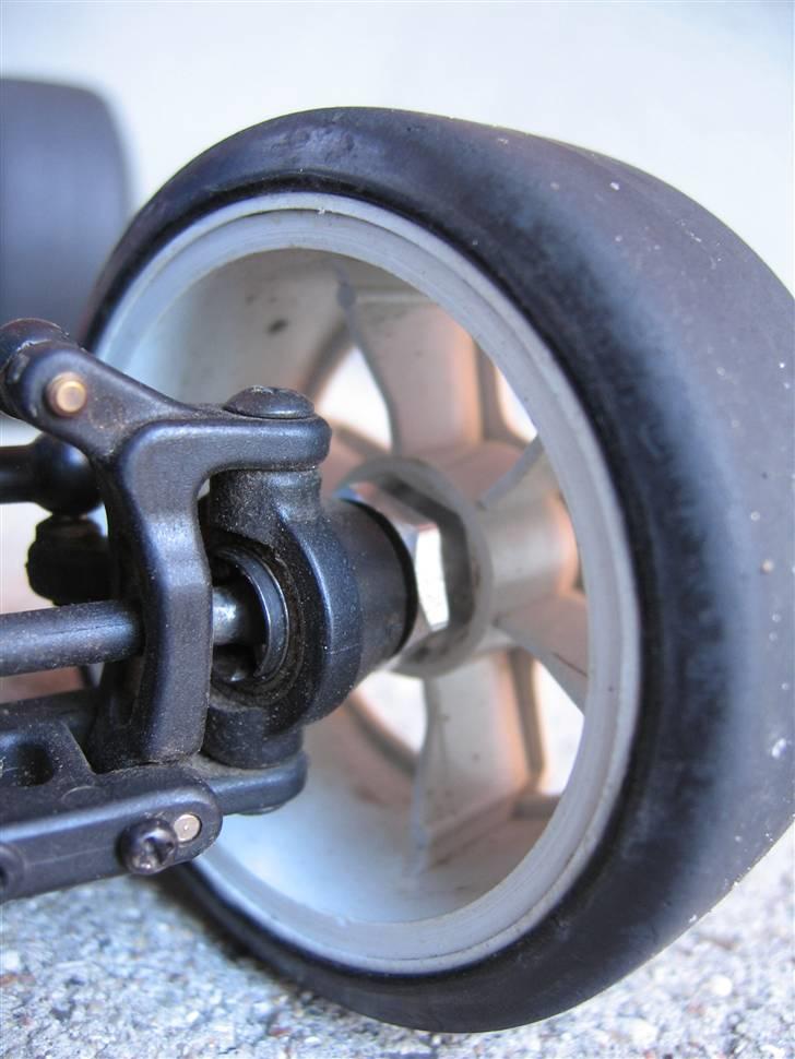 Off-Roader Team Associated RC18MT billede 4