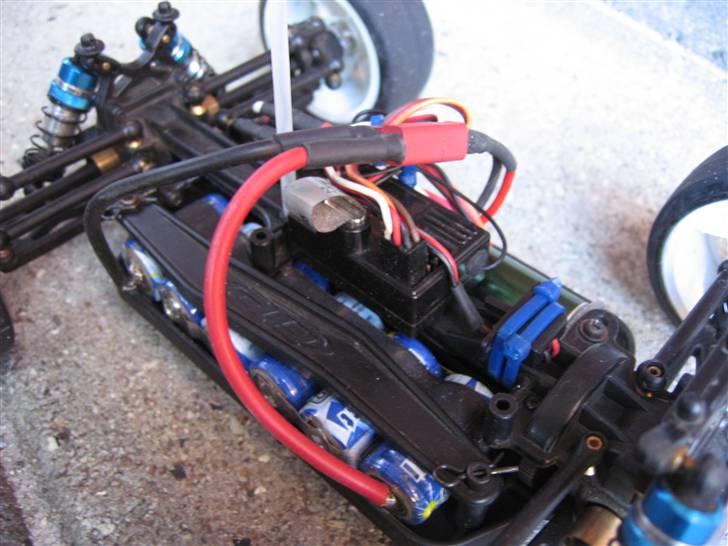 Off-Roader Team Associated RC18MT billede 13