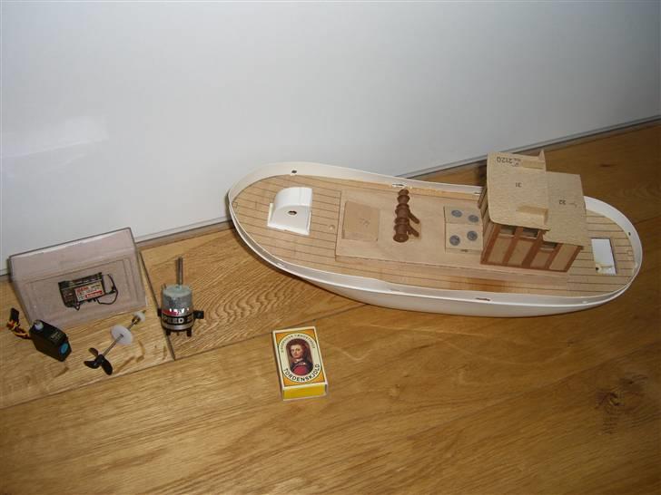 Båd Anja SL 35, Grupner billede 5