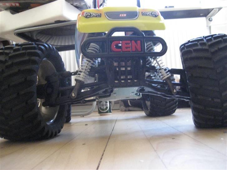 Bil CEN Genesis 1/8 4WD RTR billede 1