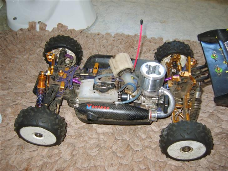 Buggy Bazooka pro (Solgt) - her er den genopstået med nova top, hyper 21 8-ports motor og vantage racing tun rør.. :))) billede 8