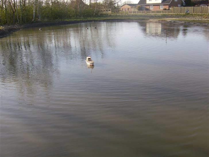 Båd Glasfiber Et projekt - Første gang den sejler med ny maling billede 16