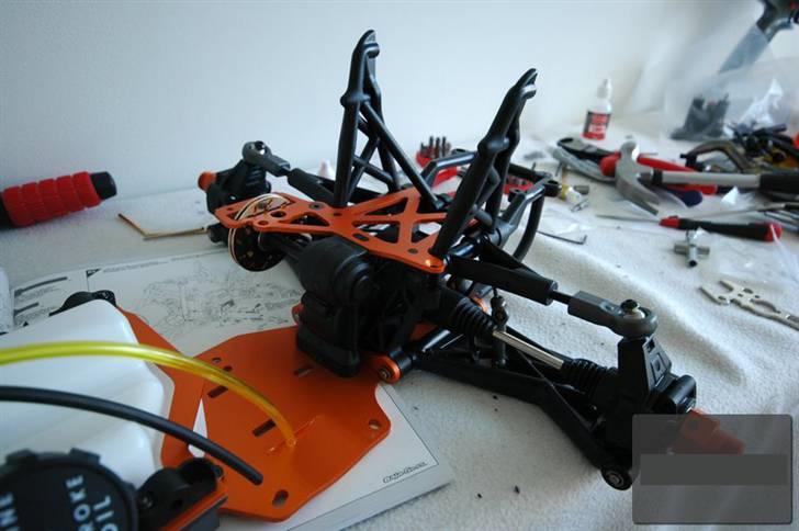 Buggy HPI BAJA 5B SS - Her er motoren endnu ikke kommet på.. billede 12