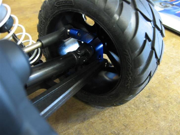 Truck Traxxas Rustler VXL - Alu stub axle carriers billede 15