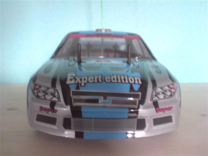 {{currentPhoto.altText}} billede {{currentPhoto.number}}