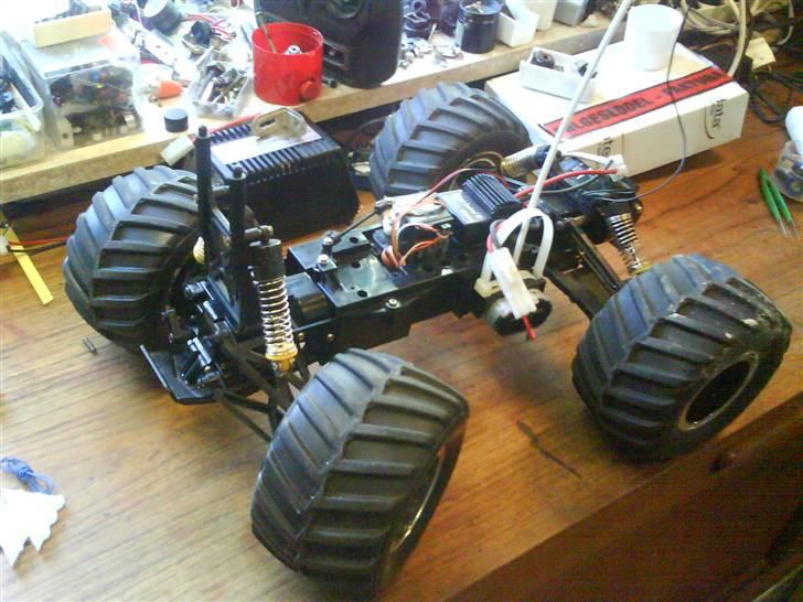 royal crusher rc truck