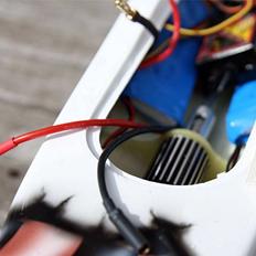 Båd MHZ mini Gecko *SOLGT*