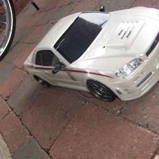 Bil hbx (nissan skyline)