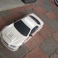 Bil hbx (nissan skyline)