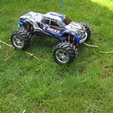 Off-Roader Traxxas E-maxx Ultimate