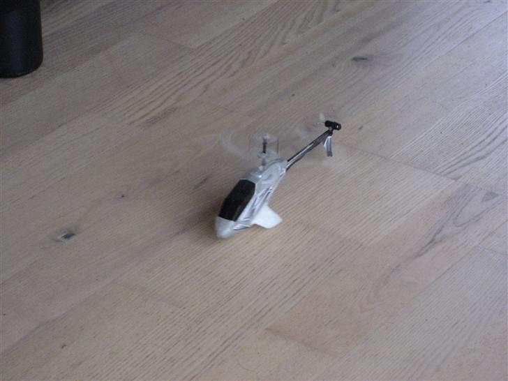 Helikopter SilverLit PicooZ  billede 7