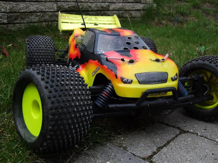 Bil Hong Nor X1Crt billede 2