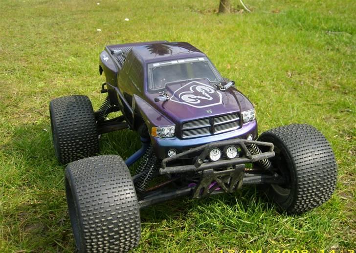 Truck HPI Savage X 4,6 - SOLGT - Med det nye karos (Skifter mellem Lilla/Turkis/Orange) billede 19