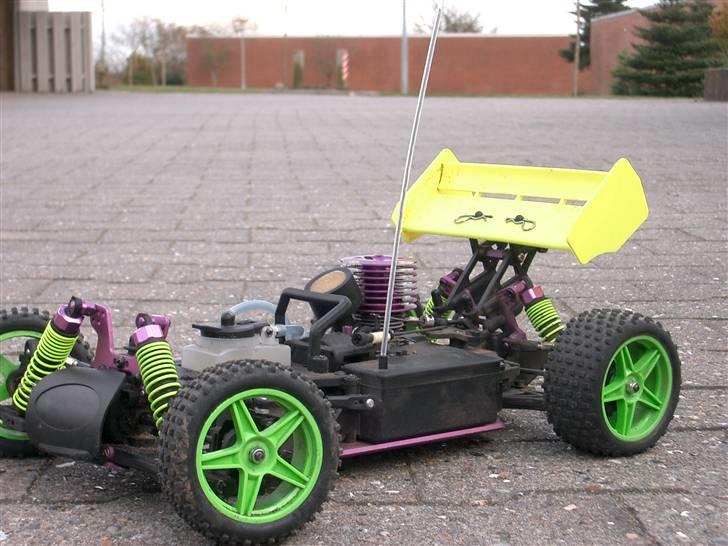 Buggy Atomic Warhead billede 6
