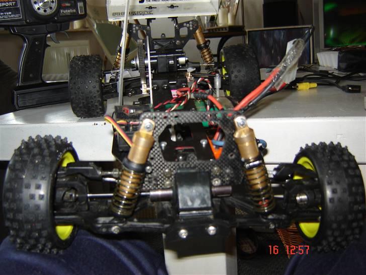 Buggy KYOSHO Solgt billede 9