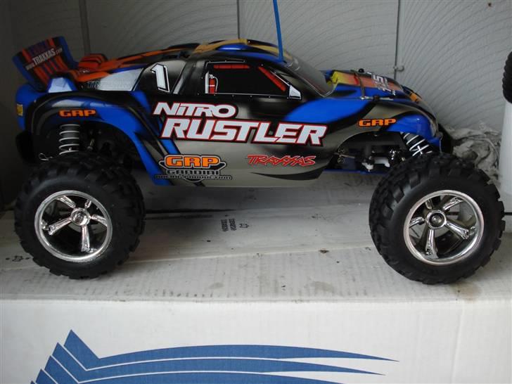 Off-Roader Nitro Rustler *SOLGT* - Så kom der traxxas 5 spoke crome fælge med GRP Offroad dæk på billede 12