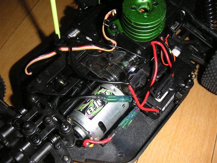 Buggy Kyosho Inferno 777(Solgt) billede 3