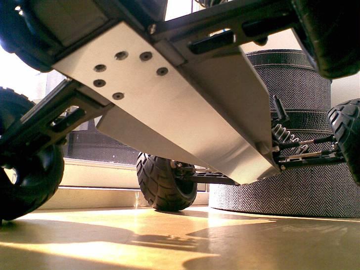 Off-Roader Rustler VXL SOLGT - Michael J. har lavet et grindrail til rustleren.. ser nice ud! billede 17