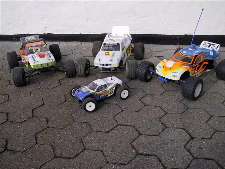 Off-Roader Team Associated T3 Team - Min nuværende AE truck samling.. Den bette FMH sneg sig lige med ;) billede 8