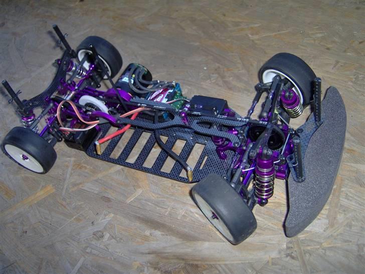 Bil HotBodies/ GAMLE BIL  - Første test med bilen på Odense banen billede 6