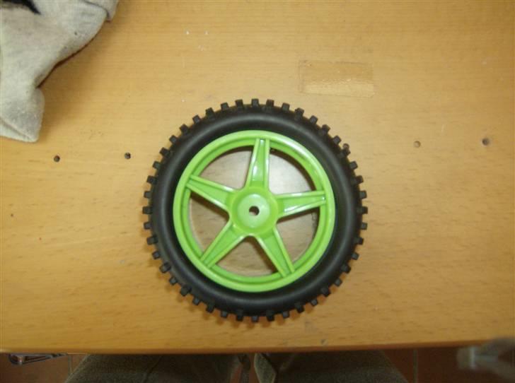 Buggy Tamiya - dæk til det hele billede 3