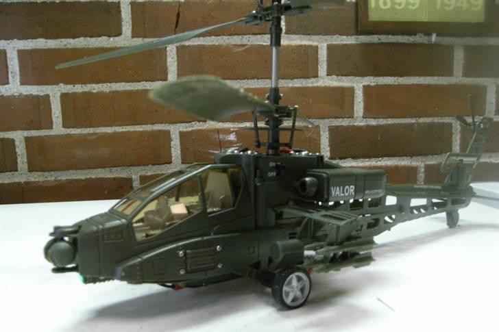 Helikopter Emeni 9088 ***død*** billede 1