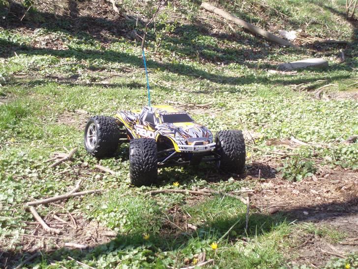 Truck Traxxas Revo 3.3 billede 1