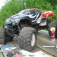 Off-Roader Savage x