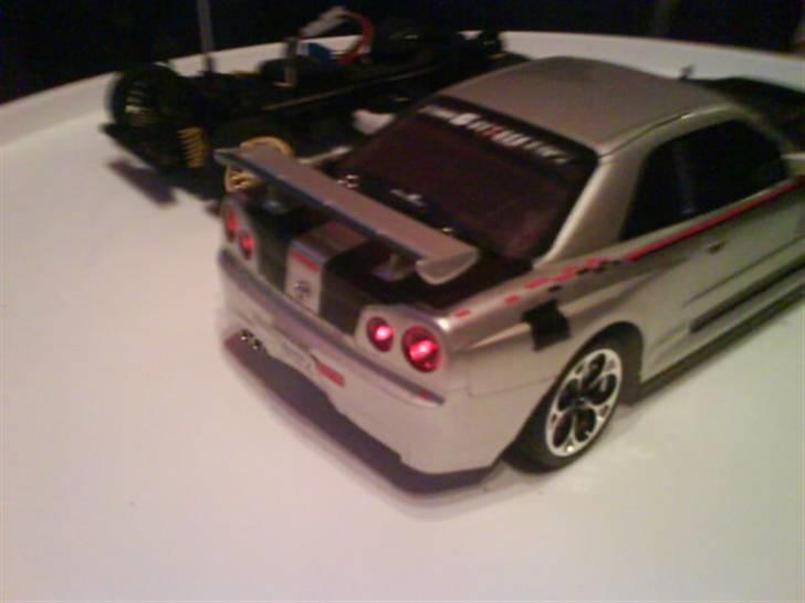 Bil Skyline GT-R DØD - m lys billede 11