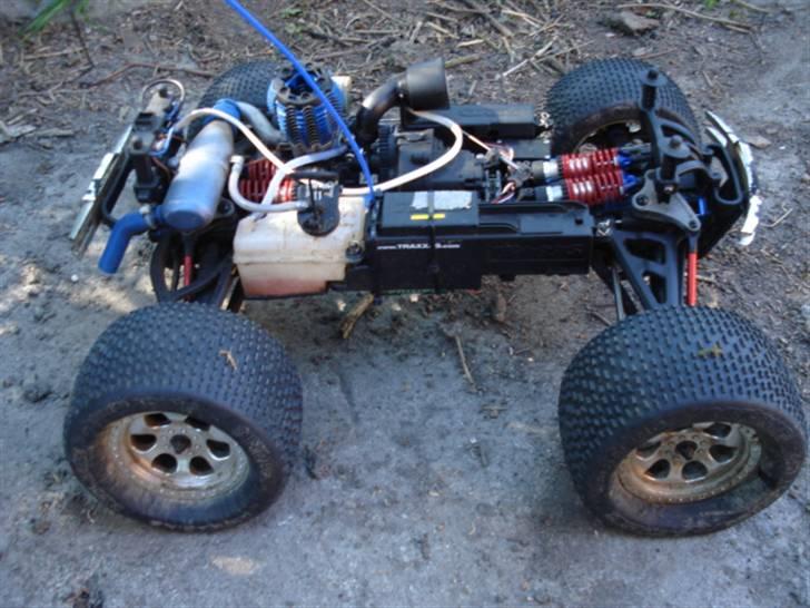 Truck Traxxas Revo 3,3 billede 11