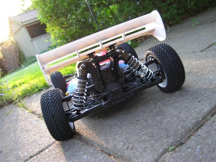 Buggy Xray XB808 billede 2