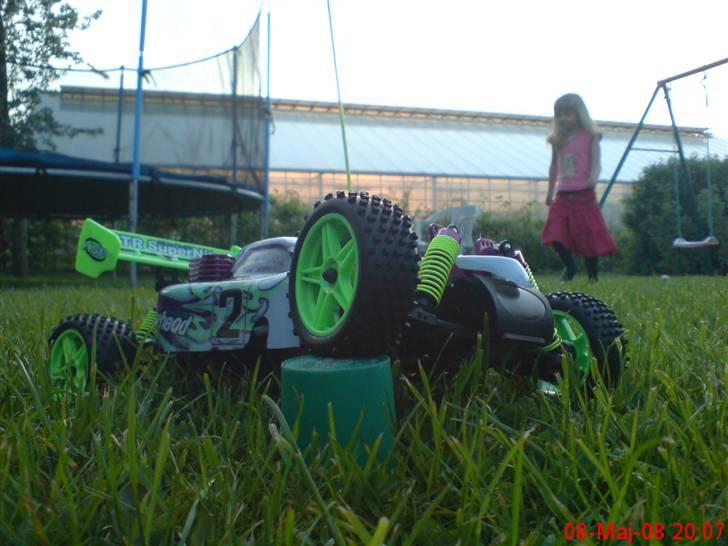 Buggy Atomic Warhaed billede 3