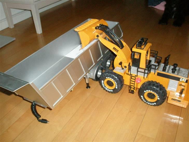 Lastbiler Catepillar 992C Gummiged billede 13