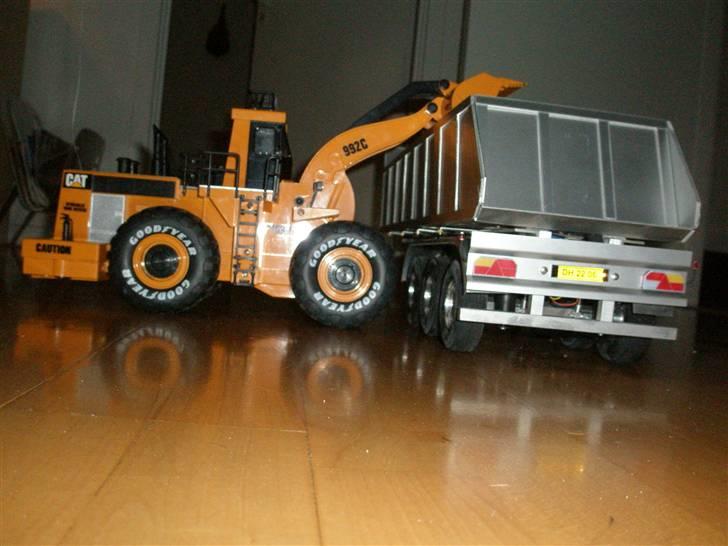 Lastbiler Catepillar 992C Gummiged billede 15