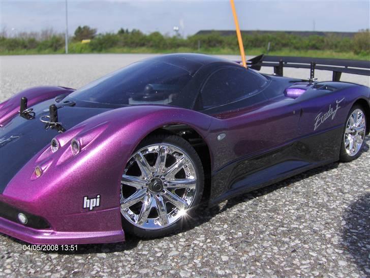 Bil zonda xtreme - Den ligger skide godt på asfalten billede 2