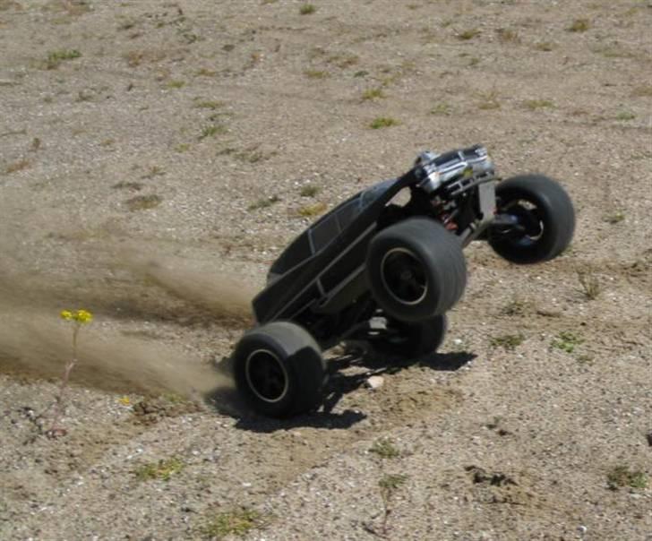 Off-Roader :E-Maxx V Twin Lipo og Bl billede 17